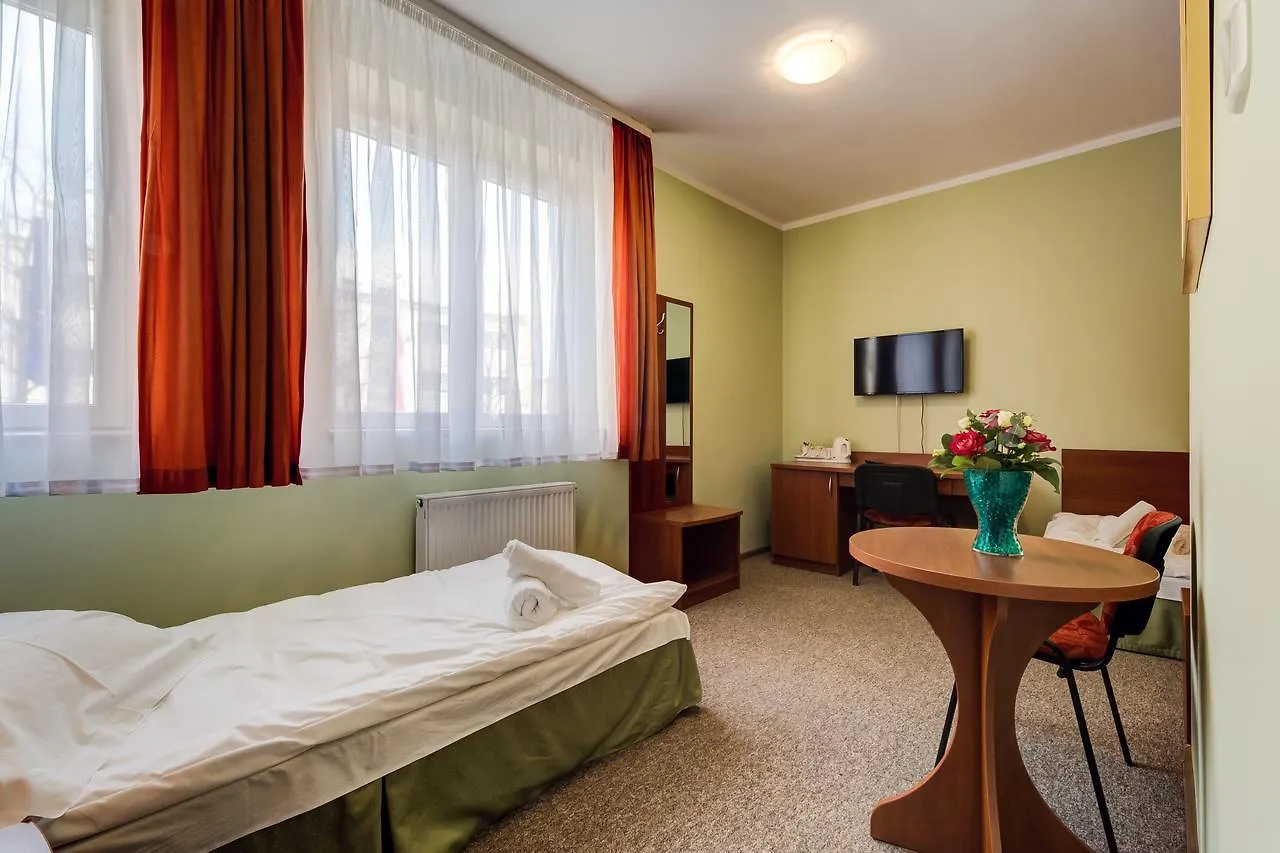 Villa Plaza Варшава 3*,